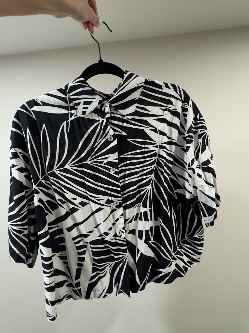 Black & White Palm Print Swim Coverup Shirt